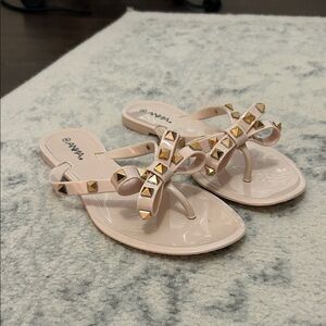 Anna Nude Cream Jelly Bow tie Studded Sandals Flip Flops size 8